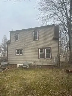 72 Fenwick St, Springfield, MA 01109 - #3