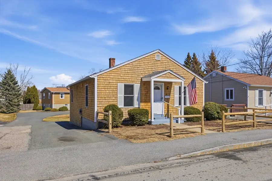 6 Parker St, Rockport, MA 01966 - #2