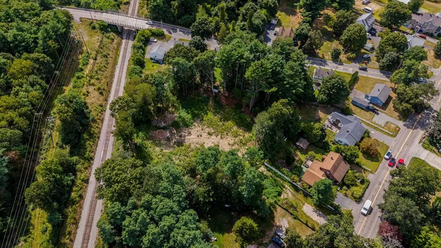 125R Middleboro Avenue, East Taunton, MA 02718 - #2