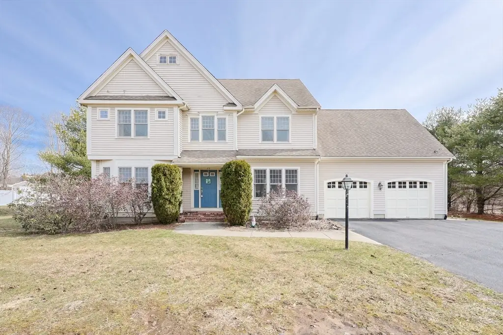 75 Sunflower Dr, Raynham, MA 02767 - #1