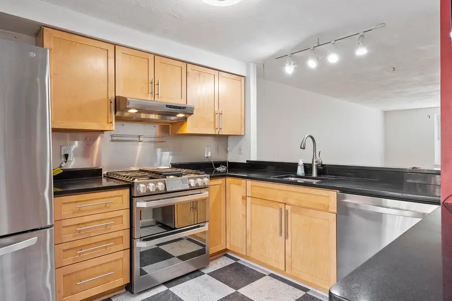 111 Brigham St #11B, Hudson, MA 01749 - #2