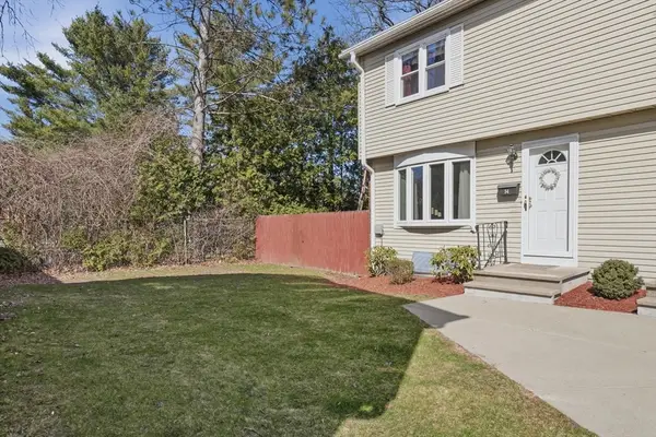 54 Yorktown Court #54, Chicopee, MA 01020