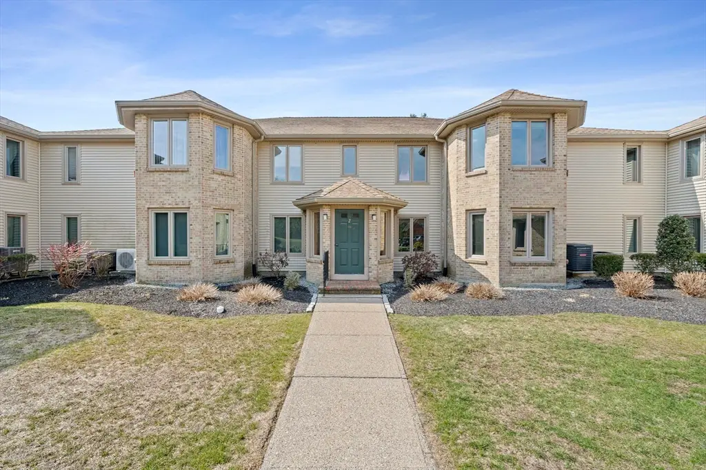 108 Norton Av #14, Easton, MA 02375 - #1