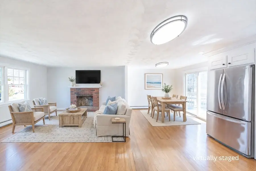 9 Meredith Dr, Falmouth, MA 02536 - #3