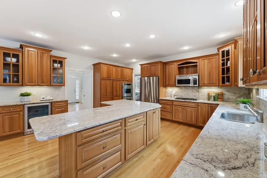 2 Witherbee Lane, Southborough, MA 01772 - #3