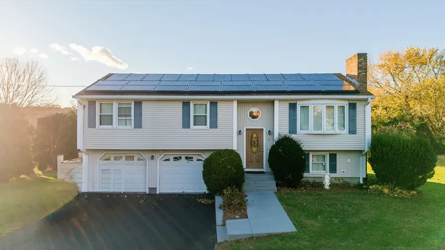 57 Mohawk Dr, Seekonk, MA 02771 - #3