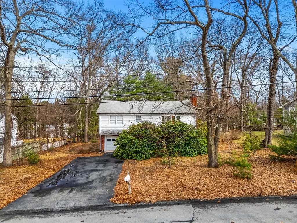 11 Caroline St, Burlington, MA 01803 - #1