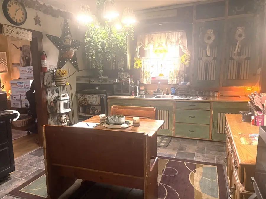 91 Brown St, Athol, MA 01331 - #2