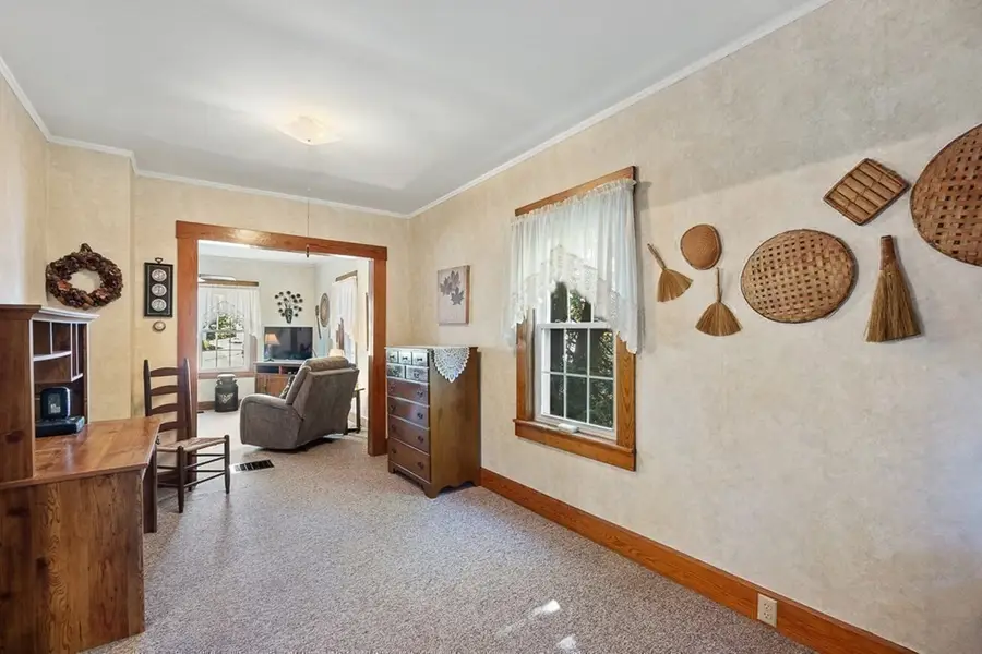 91 Brown St, Athol, MA 01331 - #3