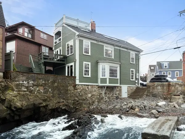 137 Front St, Marblehead, MA 01945