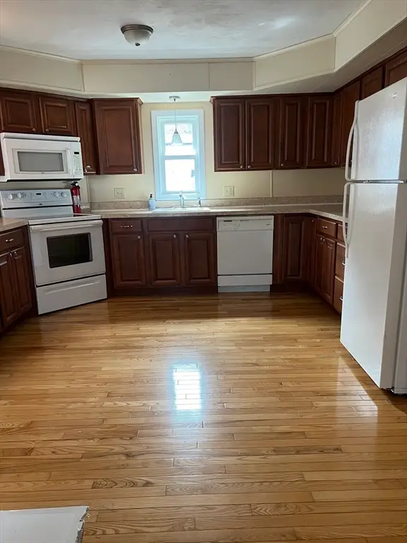 43 St. James Avenue, Hudson, MA 01749 - #3