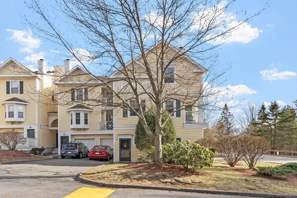 1010 Gazebo Circle #1010, Reading, MA 01867