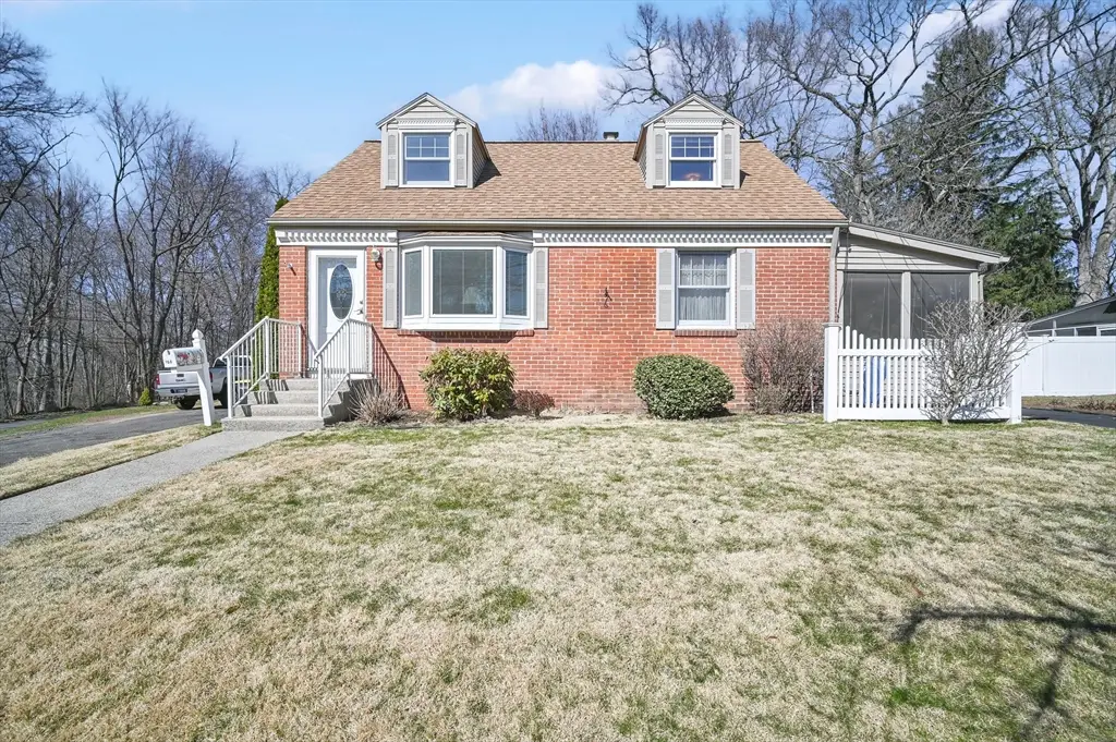 158 Homestead Blvd, Longmeadow, MA 01106 - #1