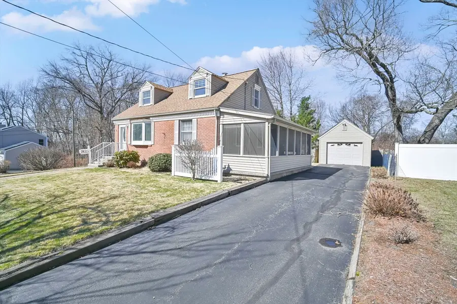 158 Homestead Blvd, Longmeadow, MA 01106 - #3