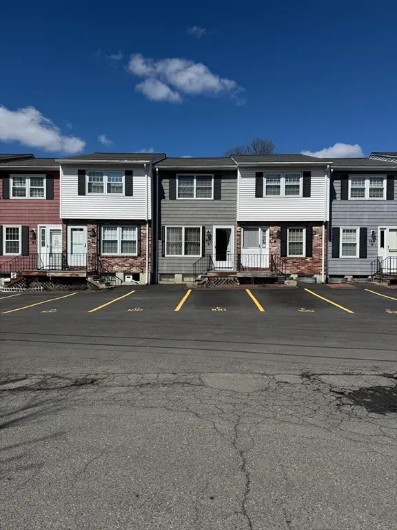 100 Roper St #D, Lowell, MA 01852 - #2