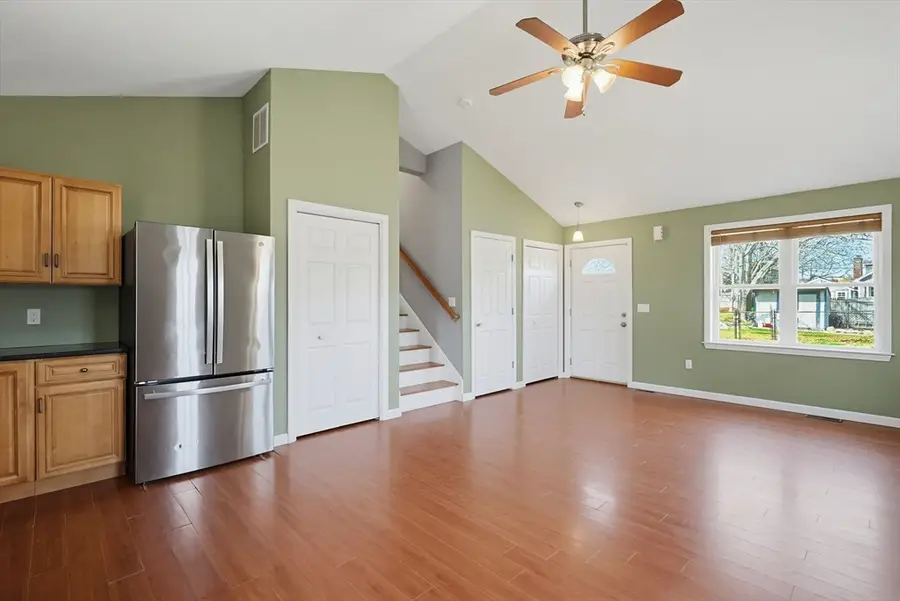 18 Russell St, Westport, MA 02790 - #3