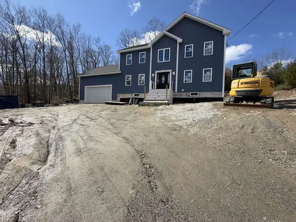 95 Leicester St., Oxford, MA 01540