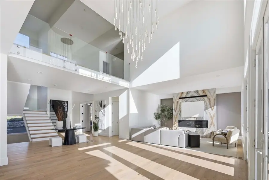 156 Crabtree, Quincy, MA 02171 - #3