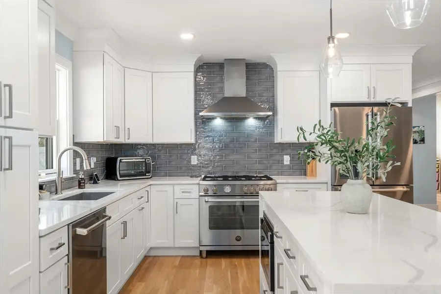 89 Newfield St, Boston, MA 02132 - #2