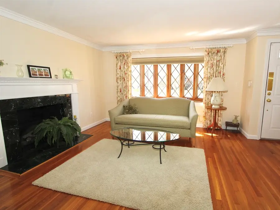 31 Francis Ave, Shrewsbury, MA 01545 - #3