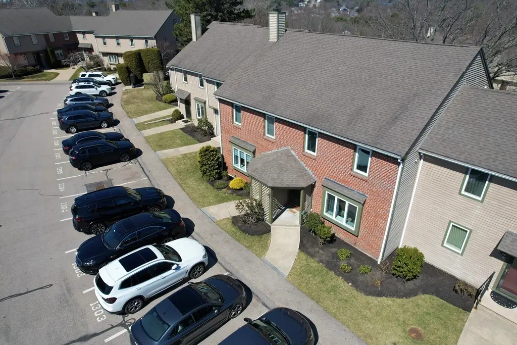 1302 Lewis O Gray Dr #1302, Saugus, MA 01906 - #1