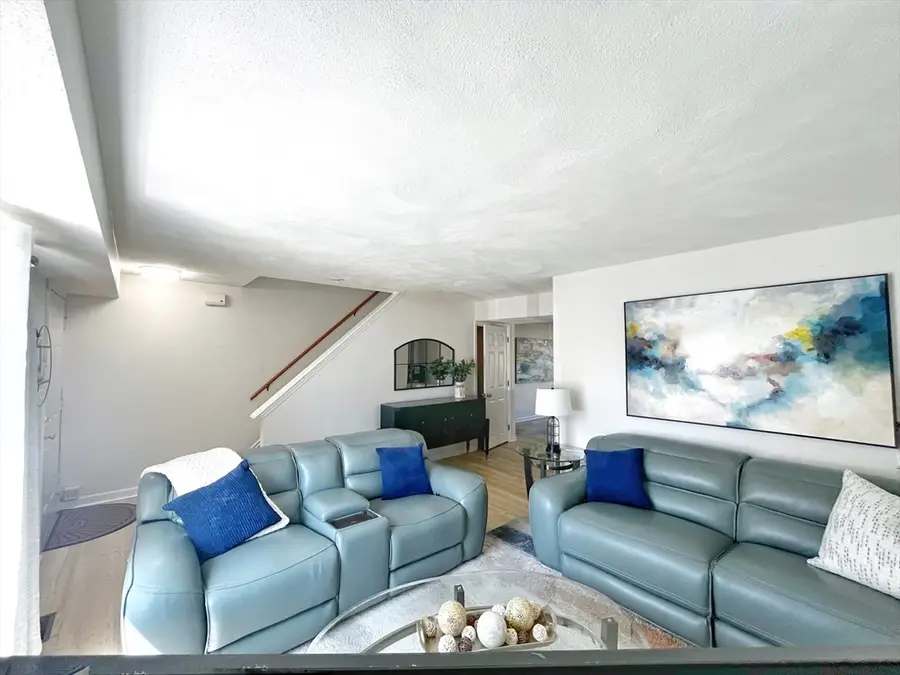 1302 Lewis O Gray Dr #1302, Saugus, MA 01906 - #3