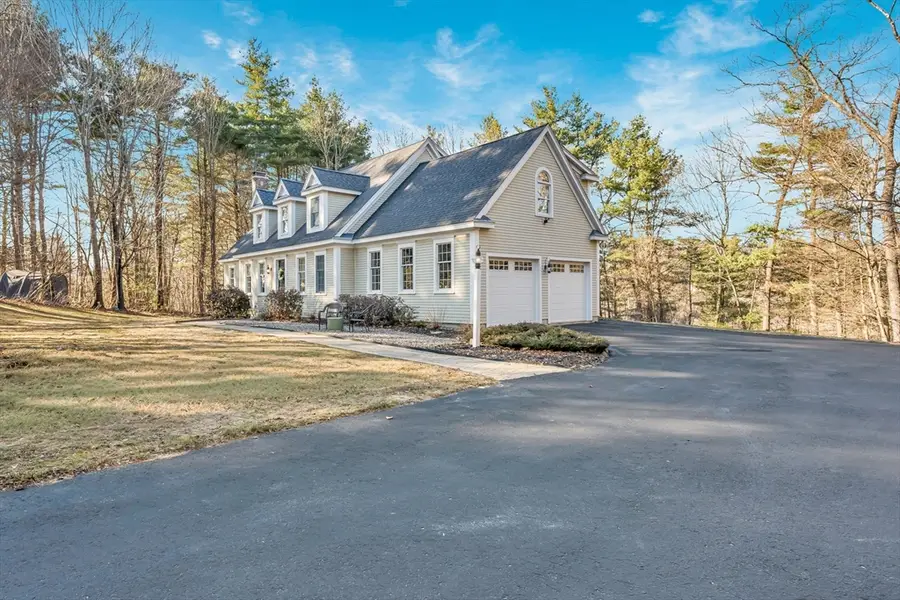 18 Stonebridge Rd, Groveland, MA 01834 - #2