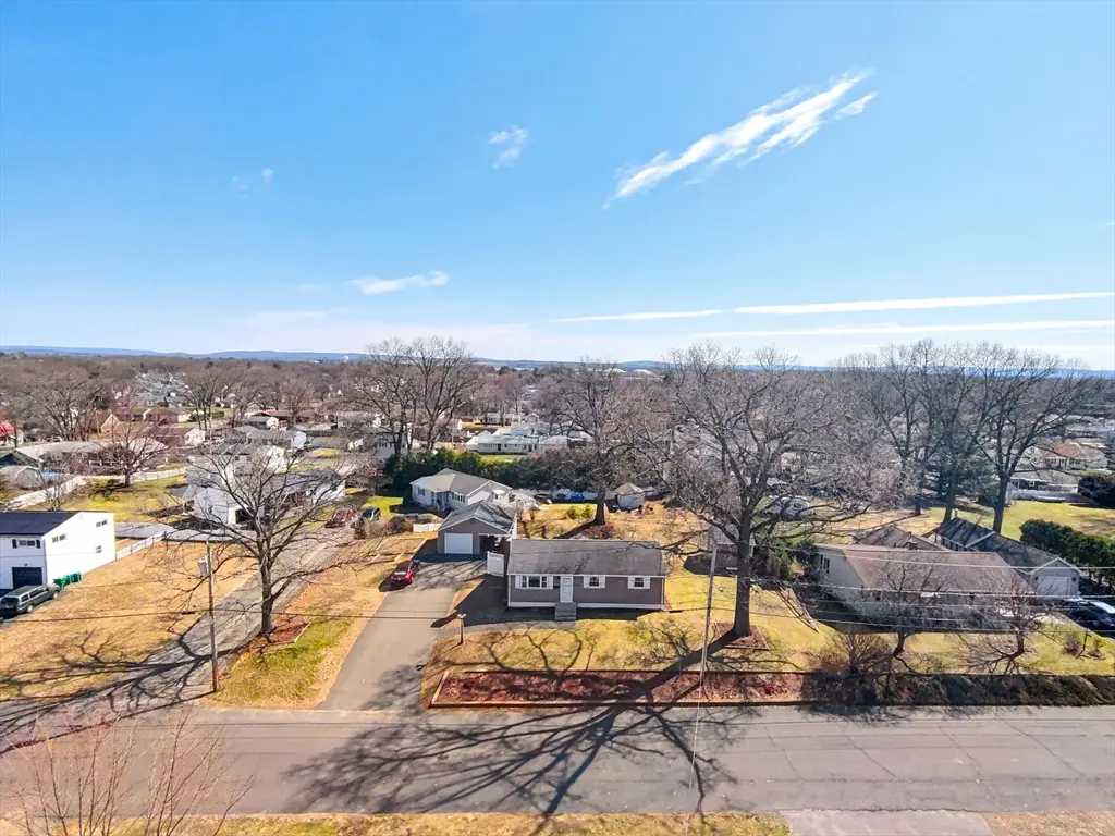 39 Dixie Terrace, Chicopee, MA 01020 - #1