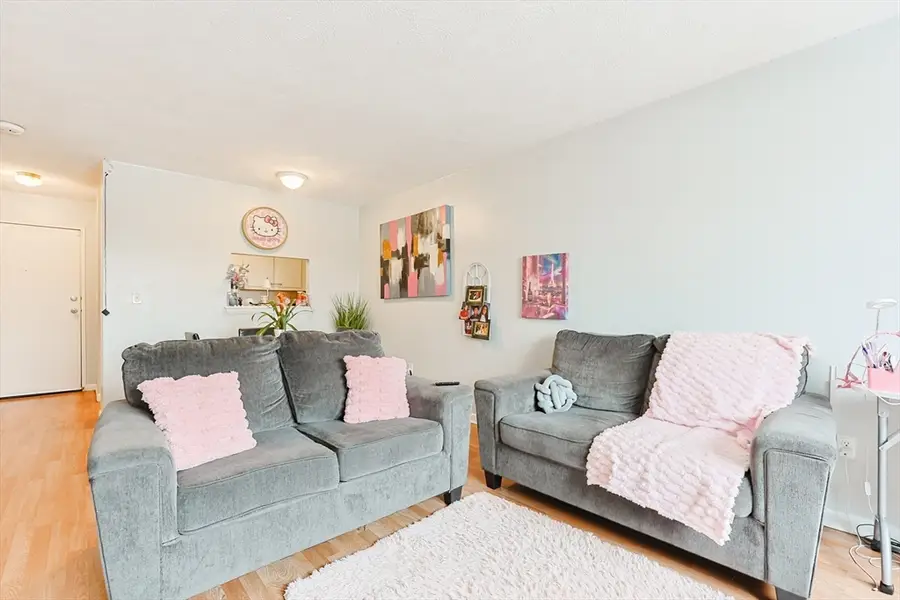 27 Willis St #18, Framingham, MA 01702 - #2