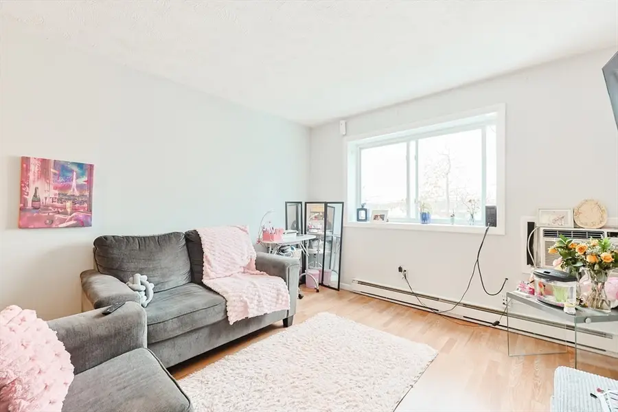 27 Willis St #18, Framingham, MA 01702 - #3