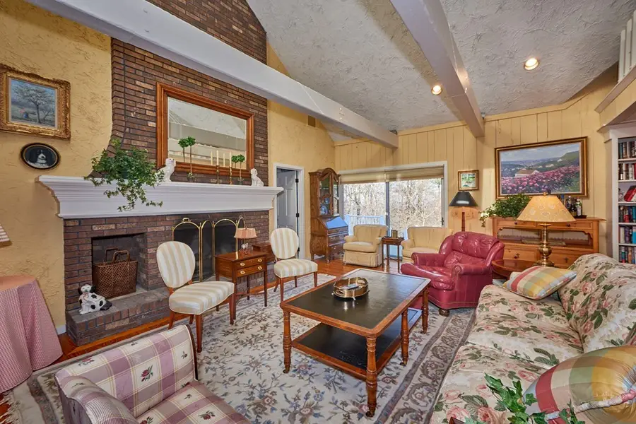 7 Highridge Road, Wilbraham, MA 01095 - #3