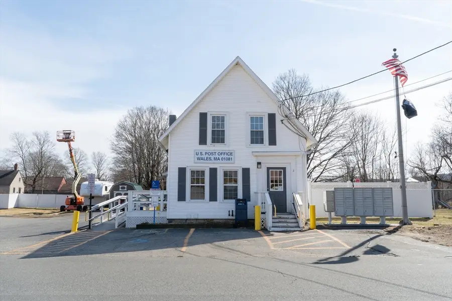 2 Monson Rd, Wales, MA 01081 - #3