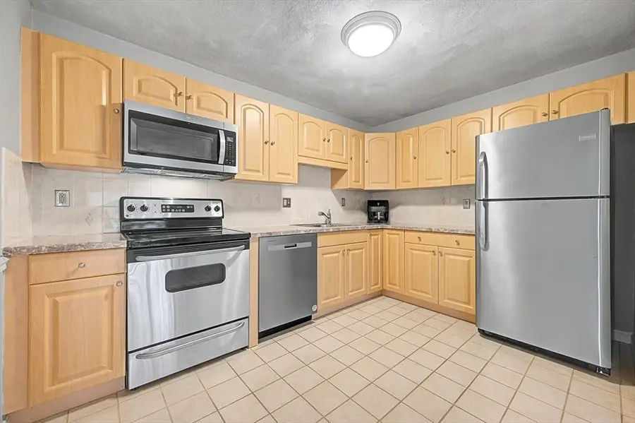 84 Cocasset St #B5, Foxboro, MA 02035 - #2