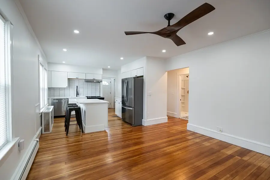 37 Austin Ave, East Providence, RI 02914 - #2