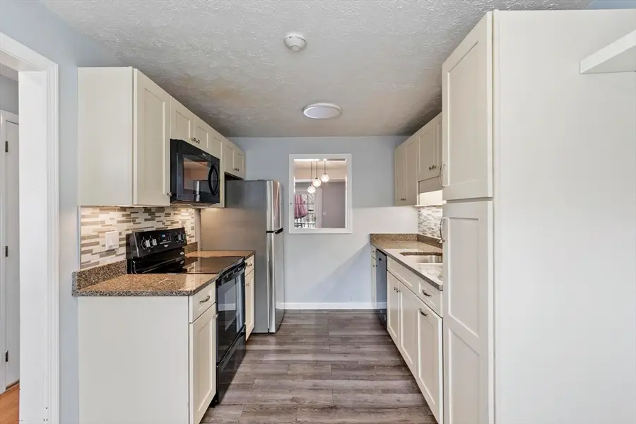 48 Fox Meadow Rd #F, Leominster, MA 01453 - #3