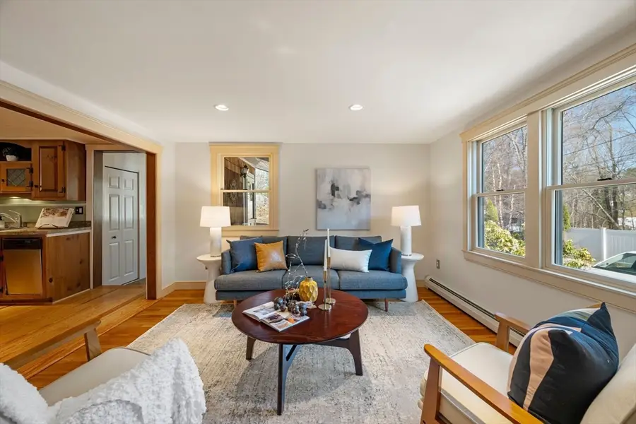 154 R Eastern Ave, Essex, MA 01929 - #3