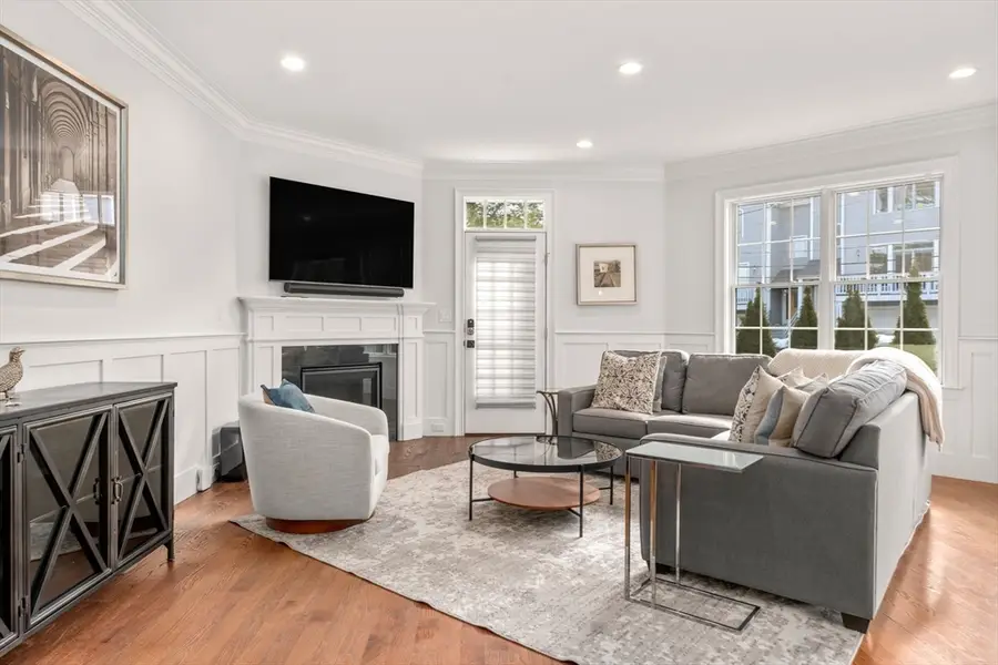 210 Evelyn #210, Newton, MA 02468 - #3