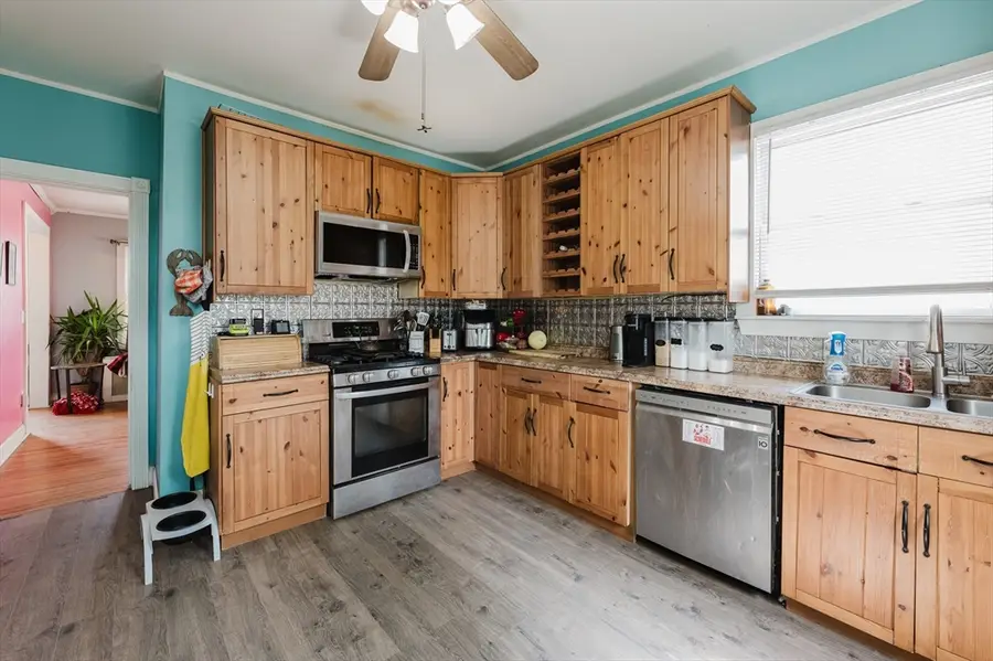 494 Union St, New Bedford, MA 02740 - #3