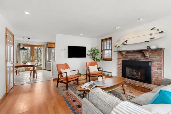 23 Hillside Ave #23, Marblehead, MA 01945