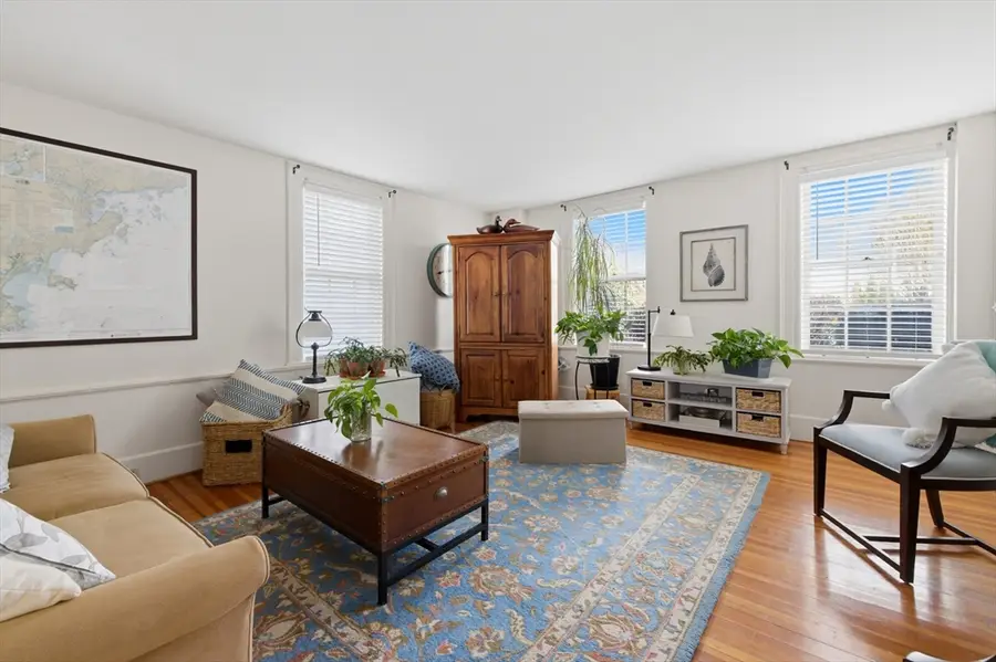 9 Waldron Ct, Marblehead, MA 01945 - #3