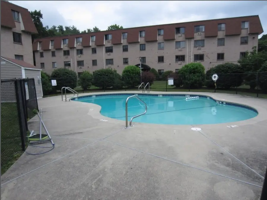 119 Grove St #245, Rockland, MA 02370 - #2