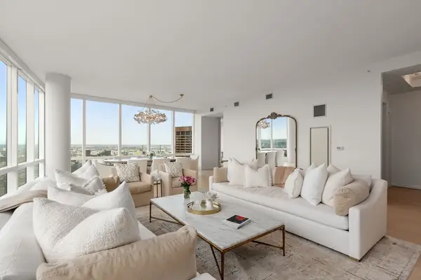 1 Franklin St #4602, Boston, MA 02110