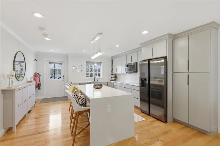 4 Dexter Rd #4, Foxboro, MA 02035 - #3