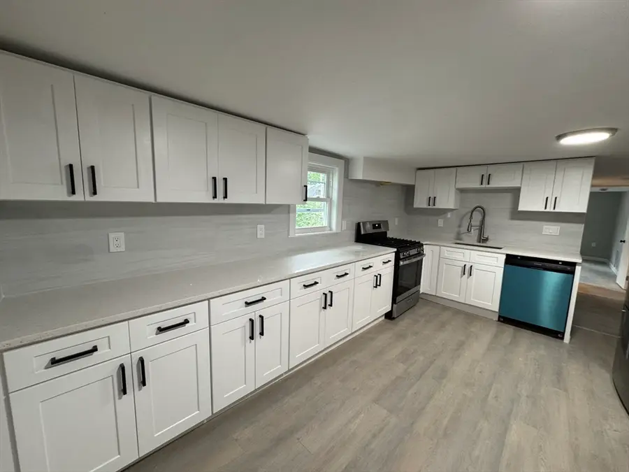 13 Hamilton St, Framingham, MA 01701 - #2