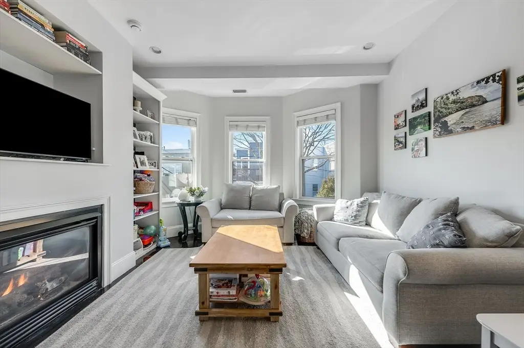 720 E 8th St #2, Boston, MA 02127 - #1