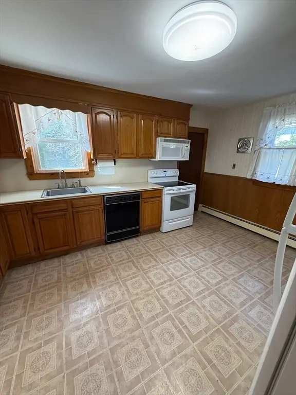 41 N Paul St, Stoughton, MA 02072 - #2