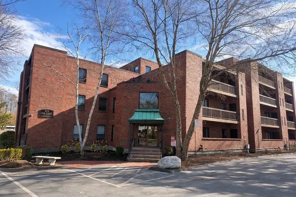 123 Elm St #D12, Quincy, MA 02169