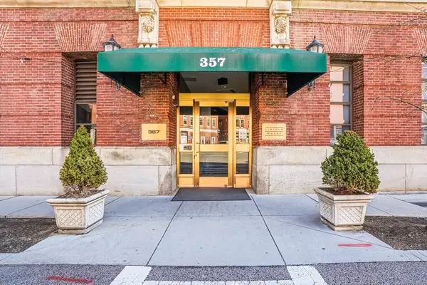 357 Commercial St #220, Boston, MA 02109