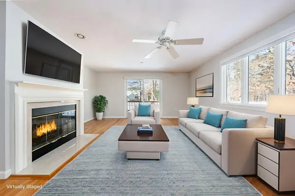 13 Pga Ln #424, Mashpee, MA 02649