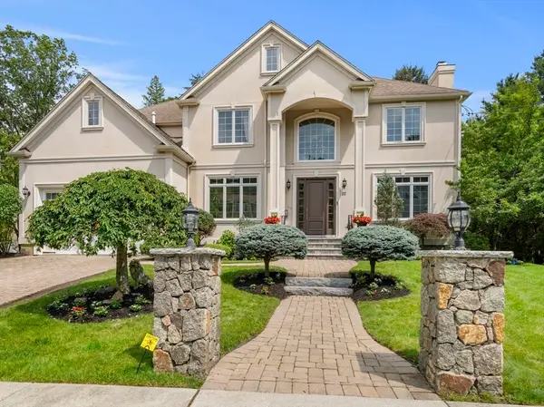 22 Scotney Road, Newton, MA 02467